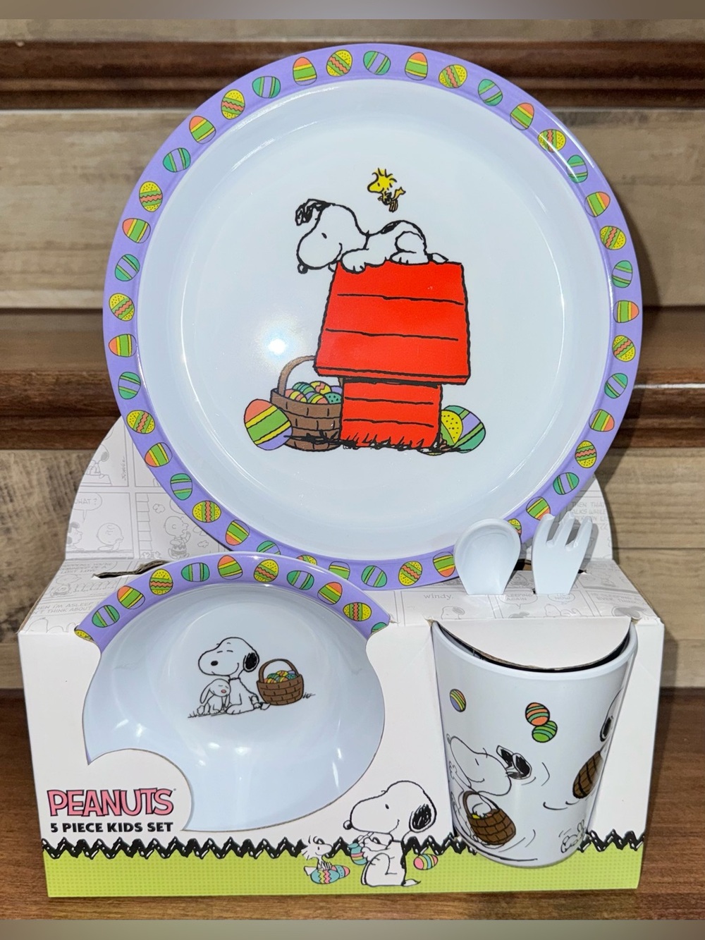 Super Cute 🥰 Peanuts Snoopy Woodstock 5 Pc. Kids Melamine Easter Dinnerware Set